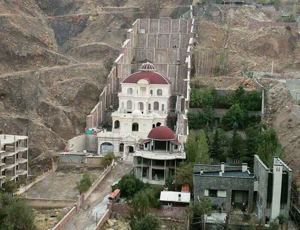 
تخریب ۸ ویلای لاکچری + جزئیات
