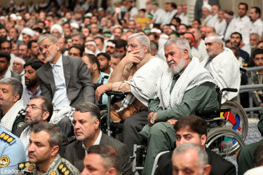 دیدار پیشکسوتان و فعالان دفاع مقدس و مقاومت با رهبر انقلاب/گزارش تصویری