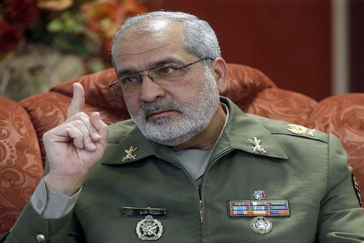 معاون تربیت و آموزش ارتش: جنگ اوکراین روزانه رصد می‌شود